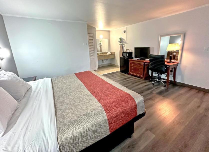 Red Carpet Inn - Stamford Extérieur photo